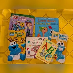 Childrena Board Book Bundle